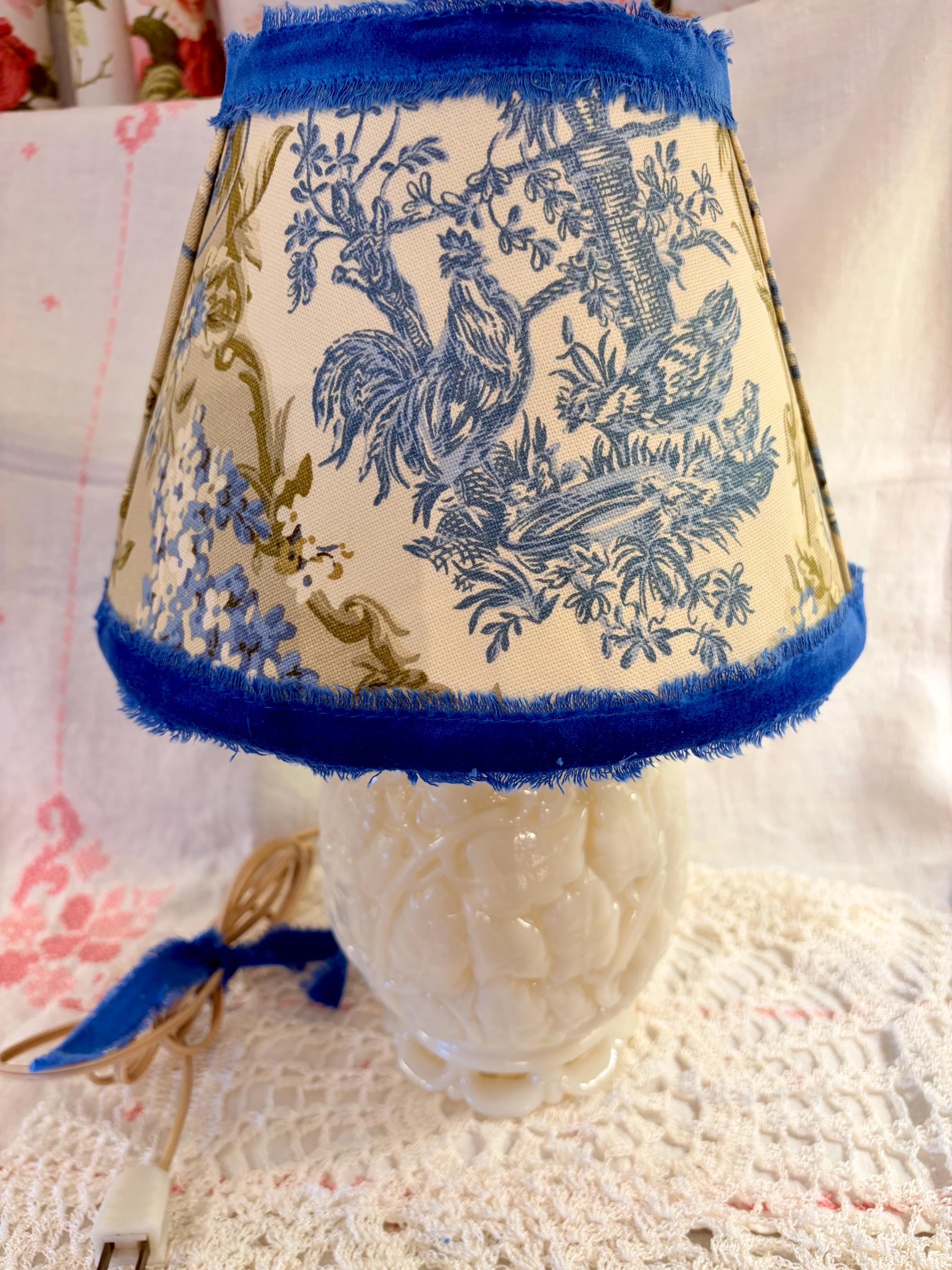 1940's Aladdin Alacite Glass Lamp ~ Newly Crafted Shade ~ Model G