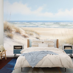Carta da parati ad acquerello raffigurante una spiaggia, murale con paesaggio oceanico dai colori pastello delicati, arredamento delicato per la camera da letto, carta da parati rilassante con sabbia e acqua.