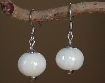 Iridescent white porcelain/stainless steel/ceramic earrings