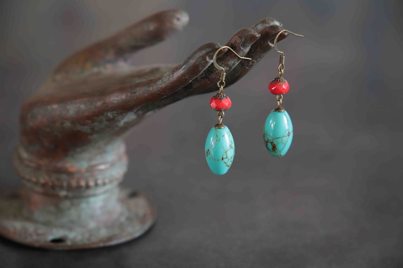 Howlite turquoise stone earringsCzech glass with redlaiton without nickel