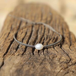Pulsera deslizante de perlas de agua dulce trenzadas imagen 5