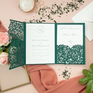 Waldgrün Laser Cut Hochzeitseinladungen mit Umschlägen - Lace Elegant Kit, Hochzeitseinladungsordner Trifold Pocketfold Einladung