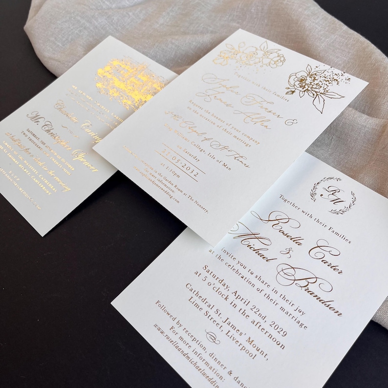 Our luxurious gold foil wedding invitations, designed to add elegance and sophistication to your special day.  Our personalized foiled invitations create a striking first impression and set the tone for your entire event. Perfect for couples who want luxury wedding stationery that reflects their unique style, these invites are a timeless way to welcome your guests.