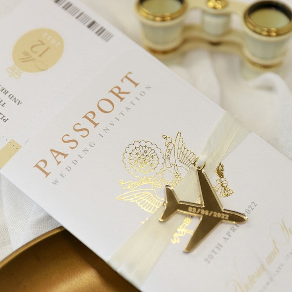 Gold Invite Plane Luxury Passport Wedding Invitation Plane Engraved, Gold Foil Boarding Pass, Wedding Abroad, Destination Wedding, Travel