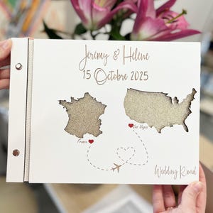 Livre d'or de mariage en bois avec cartes du pays, destination d'album de voyage, cadeau de mariage sur mesure, album photo personnalisé, album de lune de miel