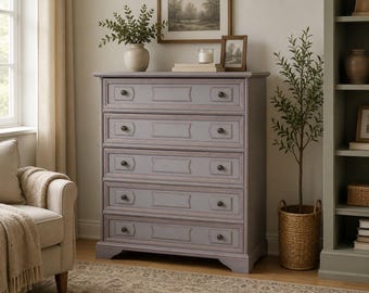 Charmante Vintage Kommode 5 Schubfächer Upcycling aufgearbeitet beige lila gold Unikat Design Hingucker Landhausstil Shabby Chic Pastell