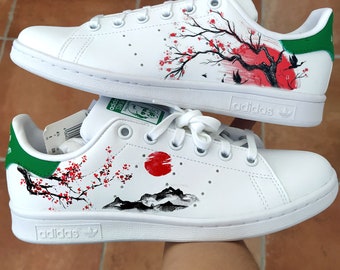 CustomStan Smith - chaussures personnalisées Nike AF1 - chaussures peintes à la main, chaussures peintes à la main au point, chaussures, baskets peintes à la main uniques en fleurs de cerisier