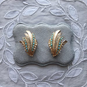 Faux Turquoise and Pearl Flame Clip On Earrings