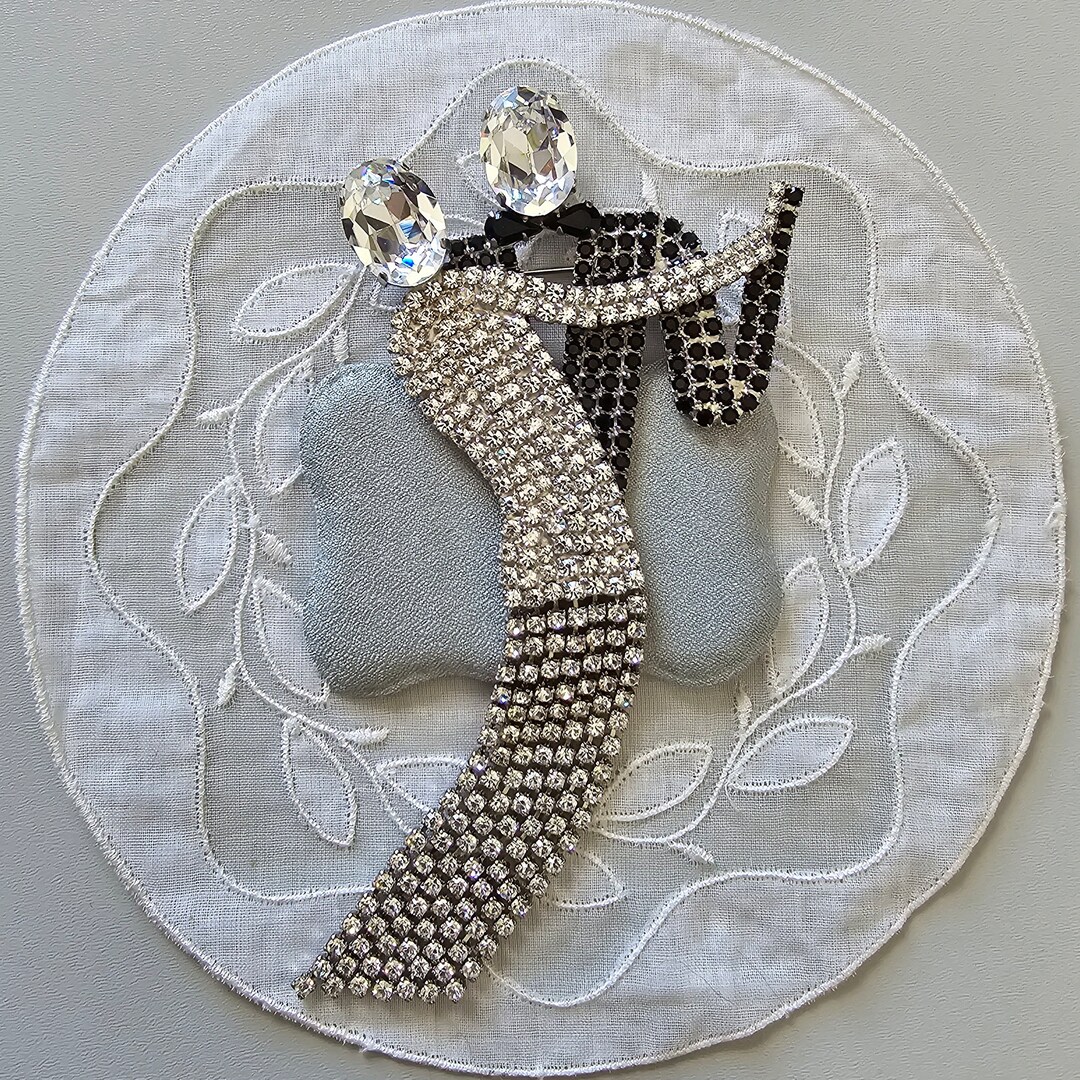 Brooch - Butler and Wilson Dancing Couple Brooch - Etsy