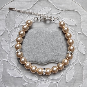 Bracelet - Faux Pearl Beads and Clear Crystals Bracelet