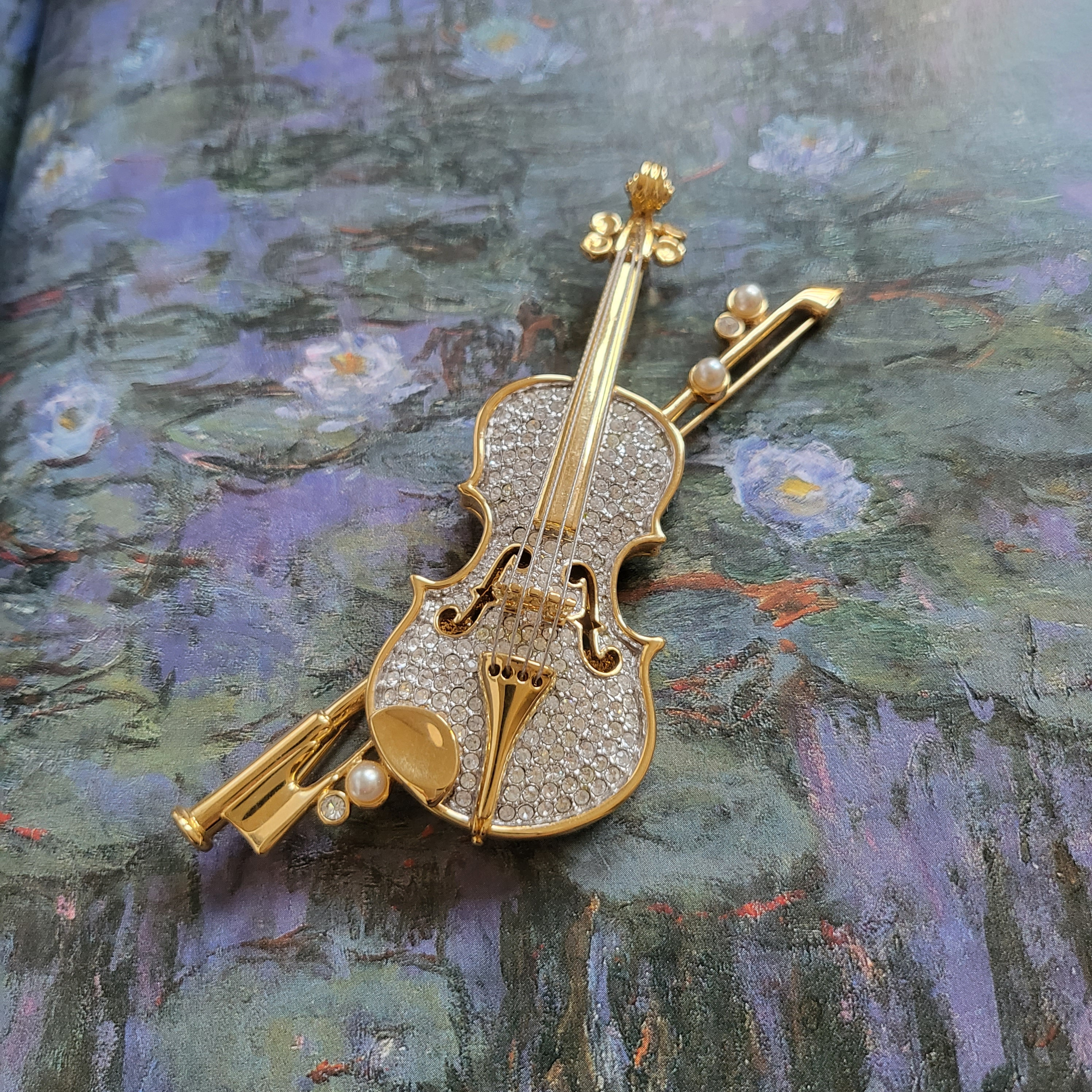 Swarovski バイオリン型ブローチ Brooch - Swarovski Crystal Violin Brooch - Etsy