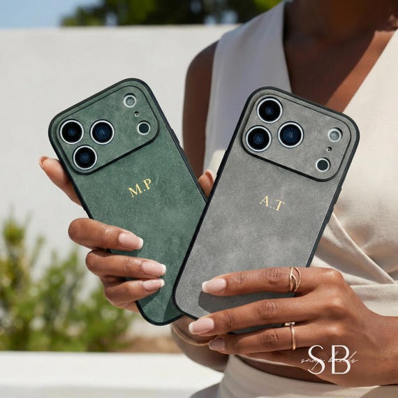 Personalisierte iPhone Hlle fr iPhone 17 Pro Max 16 15 14 13 Pro  Monogramm Initialen Gravur, Wildleder personalisierte Handyhlle, Geschenk  fr Sie - Etsy.de