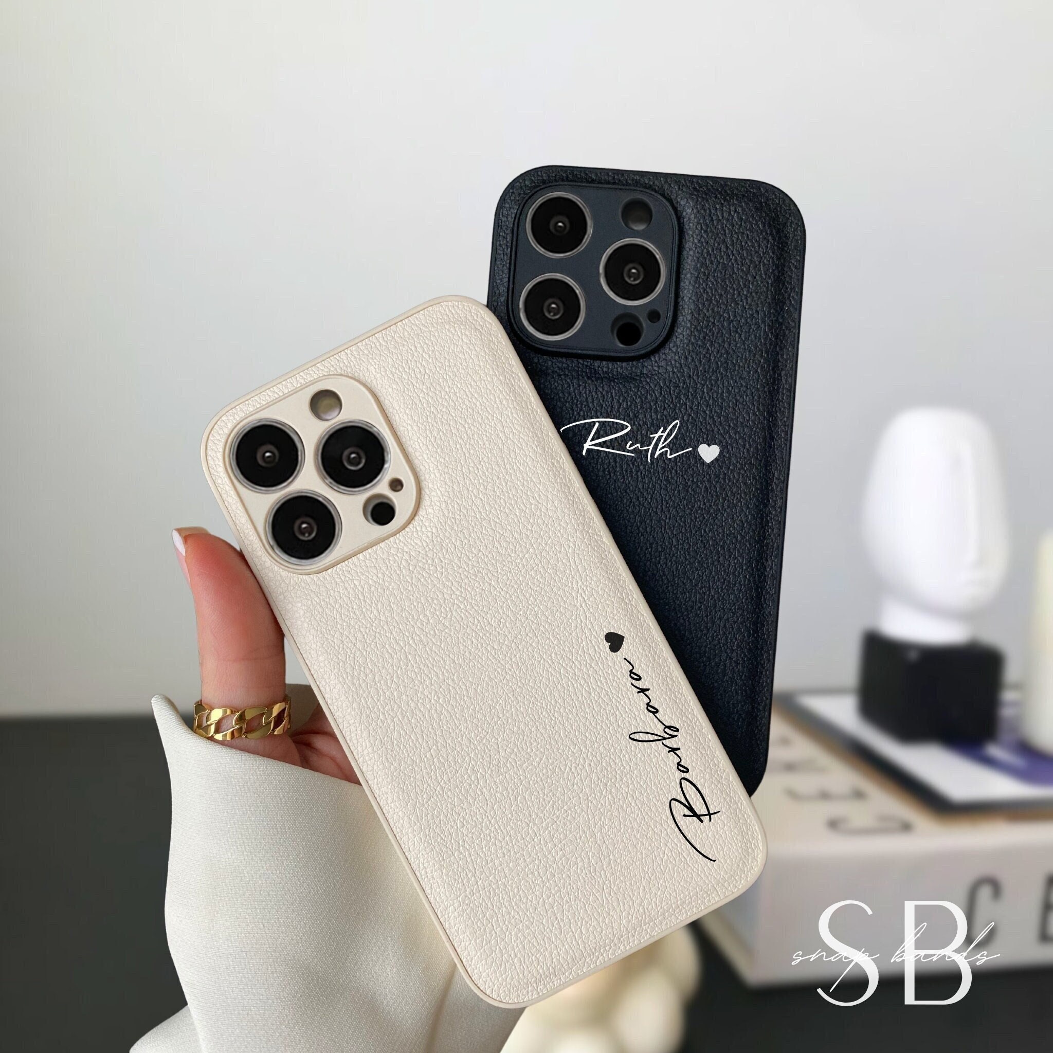 Personalisierte Handyhülle Für IPhone 16 Pro Max, Klares Soft Gel Case Mit Name & Herz Design, Individuell Beschriftbar, Weiß