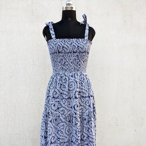 Handblock bedrucktes Kleid | Sommerkleid| Baumwoll Kleid | Blumendruck | Handarbeit| Hergestellt in Indien Block Print Kleid | Bedrucktes Kleid