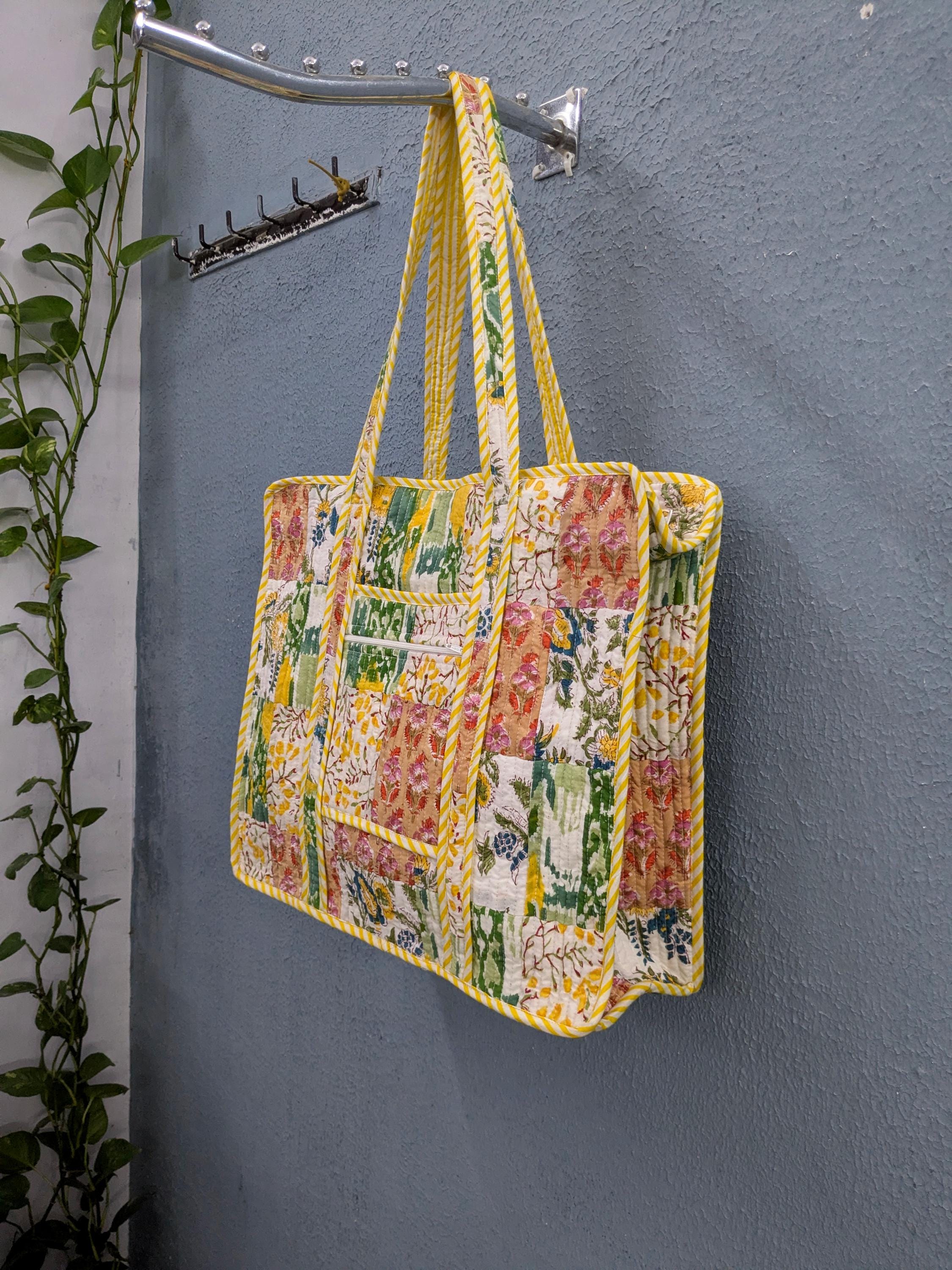 Sac fourre-tout indien en coton matelassé fait main : Sac orange imprimé tigre - France