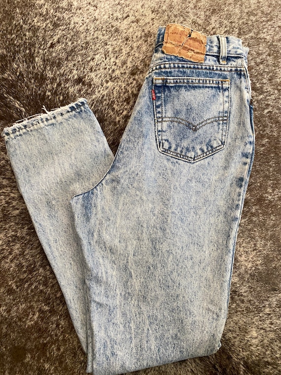 Rare! acid wash/ white wash Levi’s! 26”