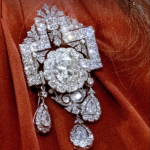 American Diamond Silver brooch/ Zircon brooch/ Stylish Zircon brooch