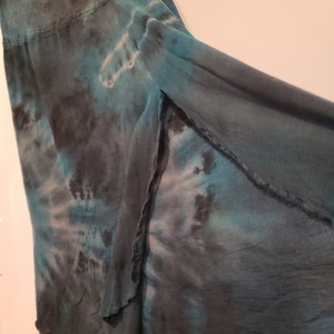 long gauze skirt, tie dye, L, smocked waist, with slit image 9