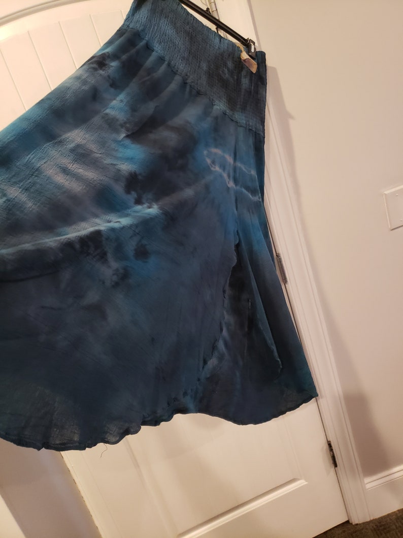 long gauze skirt, tie dye, L, smocked waist, with slit image 6
