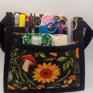 Sunflowers,mushrooms colorful tool organizer 6 pockets approx size of pouch 8x8  great for vet tech,nurse,assistants,organizer