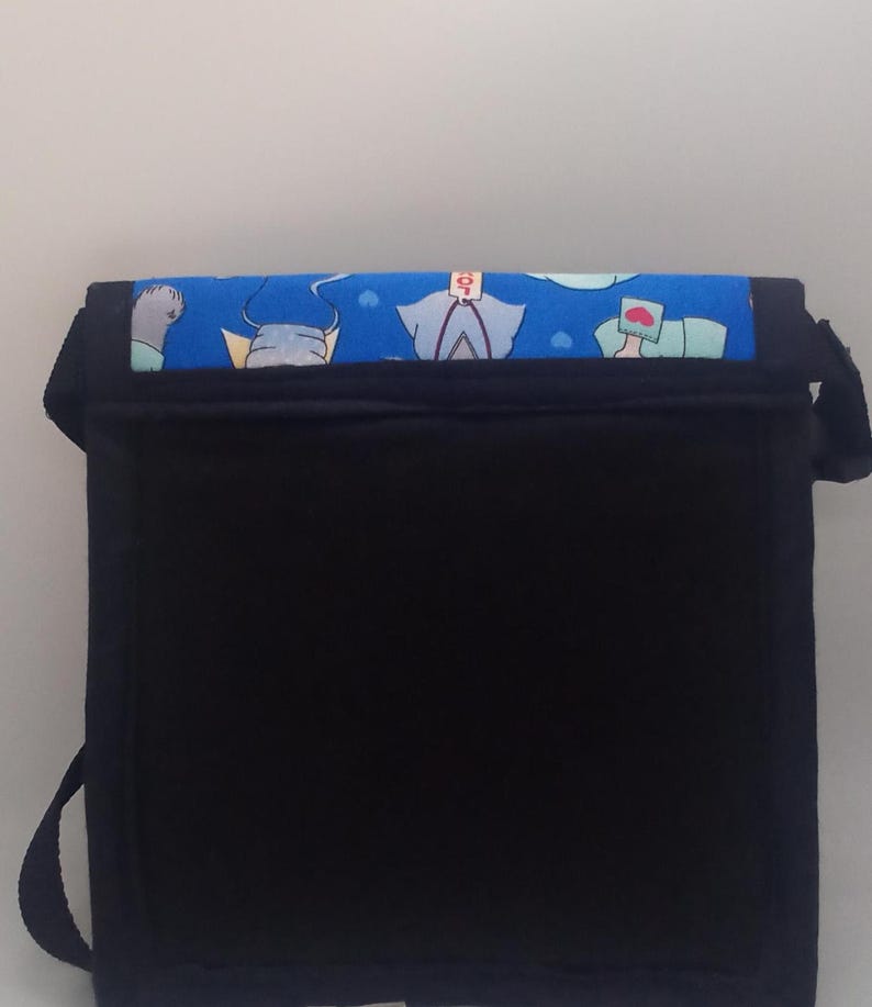 Borsa con stampa di cani da lavoro. Borsa organizer da cintura con 6 tasche, marsupio veterinario, borsa portautensili per infermieri, pennarello, tasca per camice, borsa portaoggetti per infermieri. immagine 4