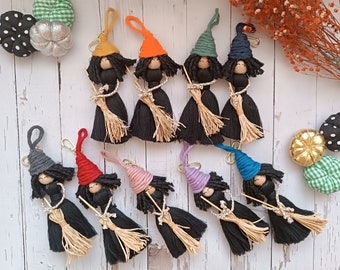 Halloween, halloween gift, gift, witch hat, Witch keychain, Baby shower favors, Birthday gifts