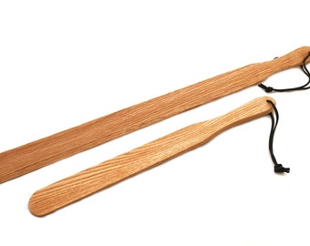 Paddle Paddle mit verjüngten Kanten aus kanadischem Eichen- oder Walnussholz - handgefertigtes Luxus-Spanking Paddle