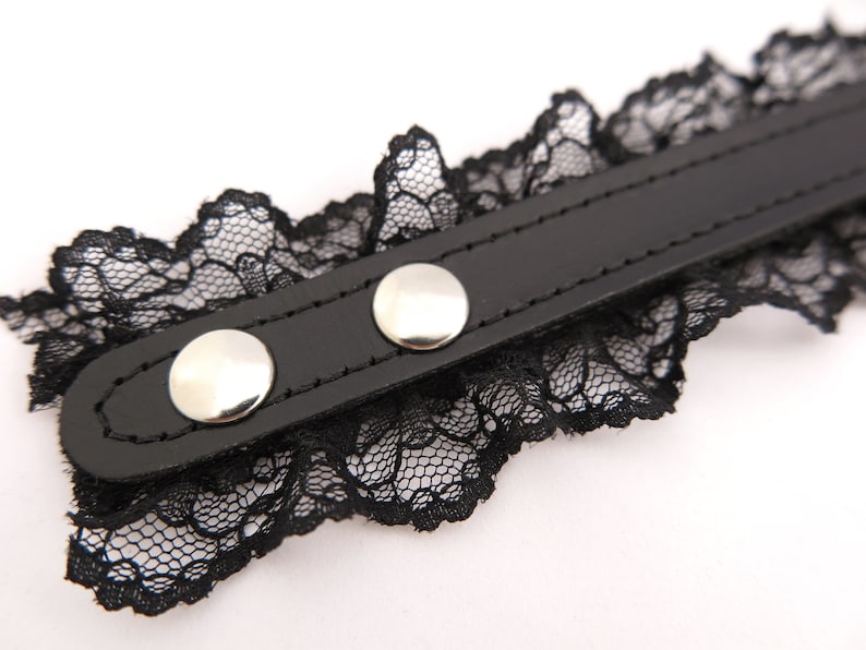 Leather BDSM Collar with Black Lace, Leather Bondage for Subs, Submissive O Ring Choker Kinky Gift image 7