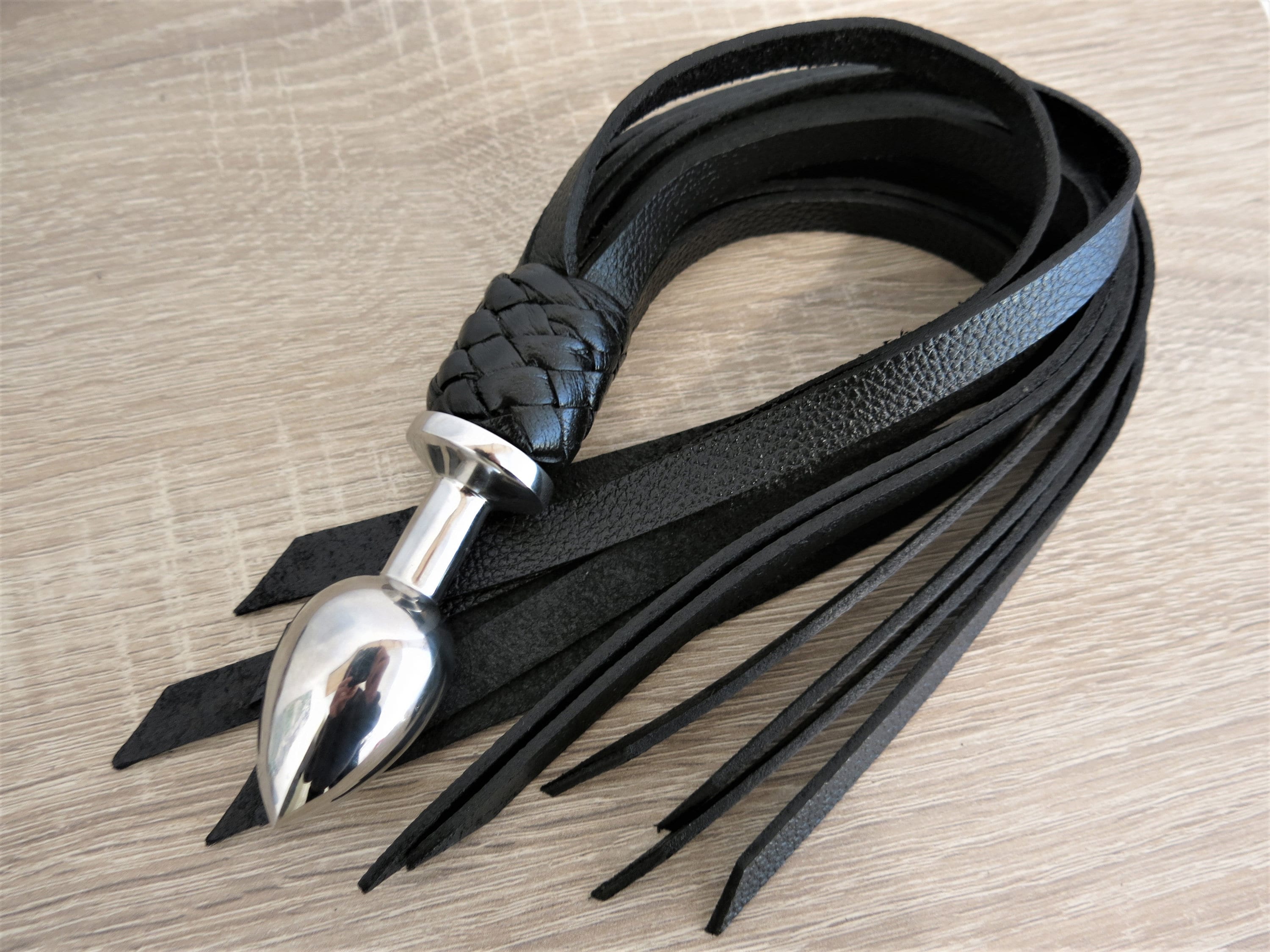 Black BDSM Buffalo Flogger - Leather Flogger and Bondage Spanking Gear –  Luxurious Bliss