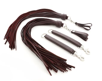 Poi Florentiner Flogger aus weinrotem weinrotem Leder mit 36 Falls - BDSM Martinet Thuddy Mop Flogger für Schockspiel