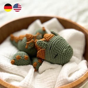 Häkelanleitung Amigurumi Baby Drache Gry (Deutsch, English) Crochet Pattern Baby Dragon Gry