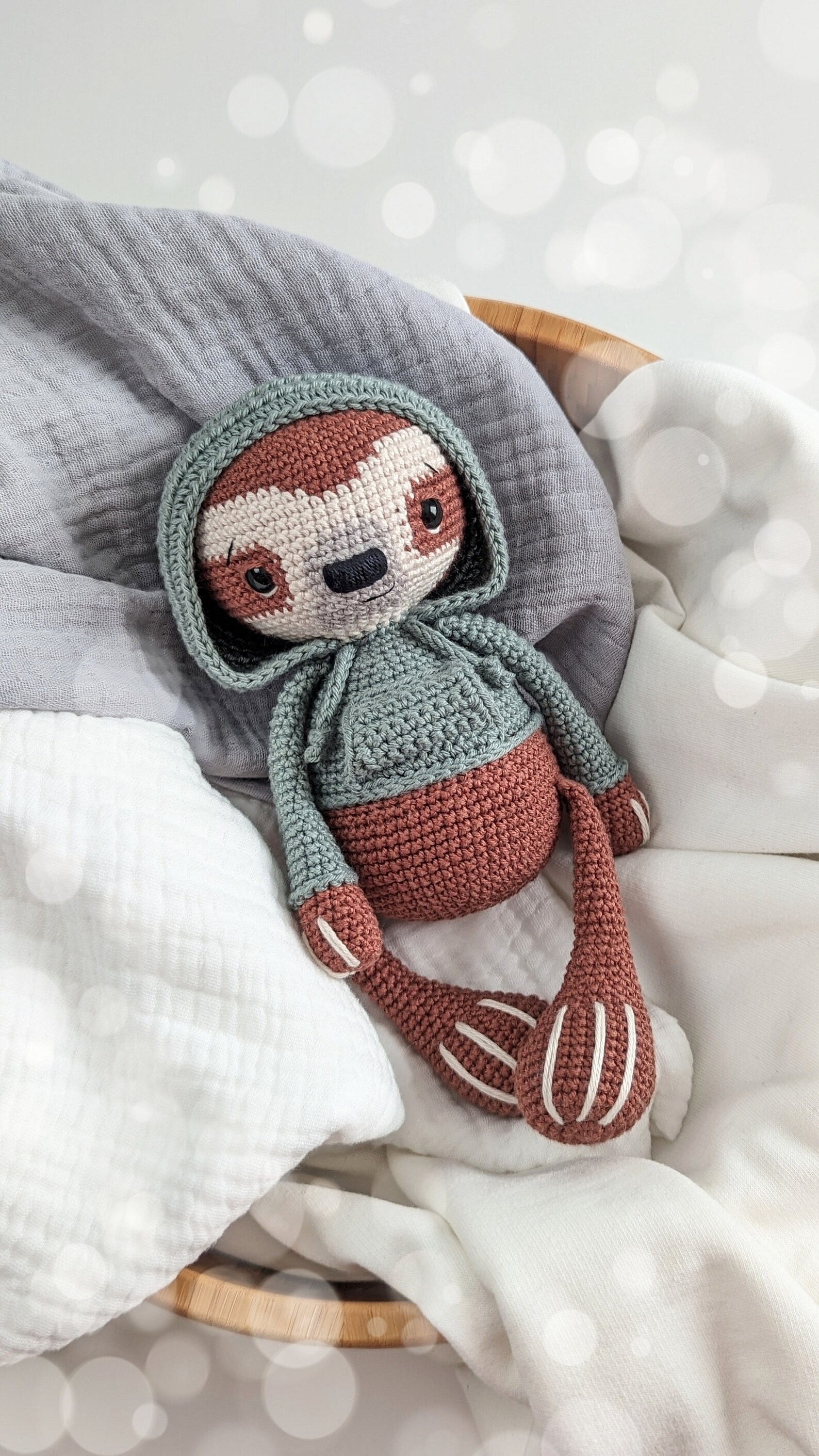 Crochet Pattern Amigurumi Sloth Sam (german, English) Crochet Pattern ...