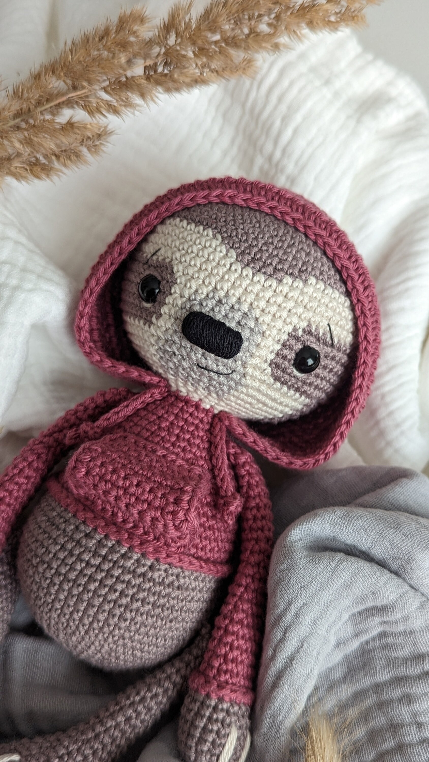 Crochet Pattern Amigurumi Sloth Sam (german, English) Crochet Pattern ...