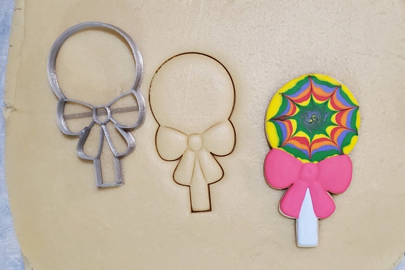 Lollipop Sucker with a Bow Cookie or Fondant Cutter with built-in impressions