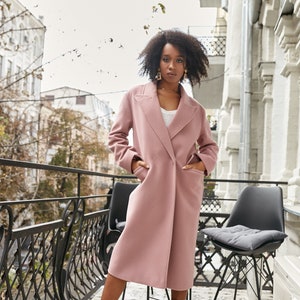 Wool pale pink coat, powder woman coat, luxury high end premium coat, Italian coat, buy coat, max mara style