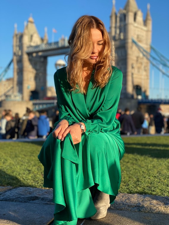 emerald green new years eve dress