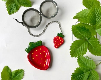 Strawberry Set Tea Spoon Rest & Tea Strainer, Handmade Tea Accessories, Gift for Berry Kitchen, Gift for Tea Lover, Housewarming Gift