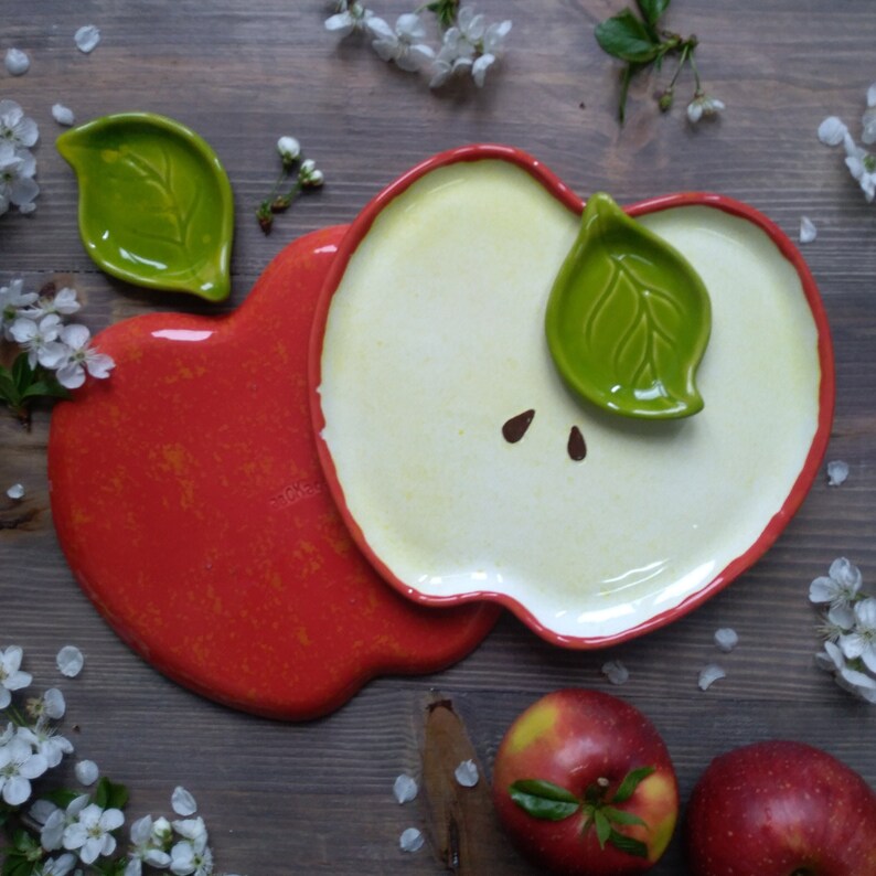 Apple plates sets Clearance