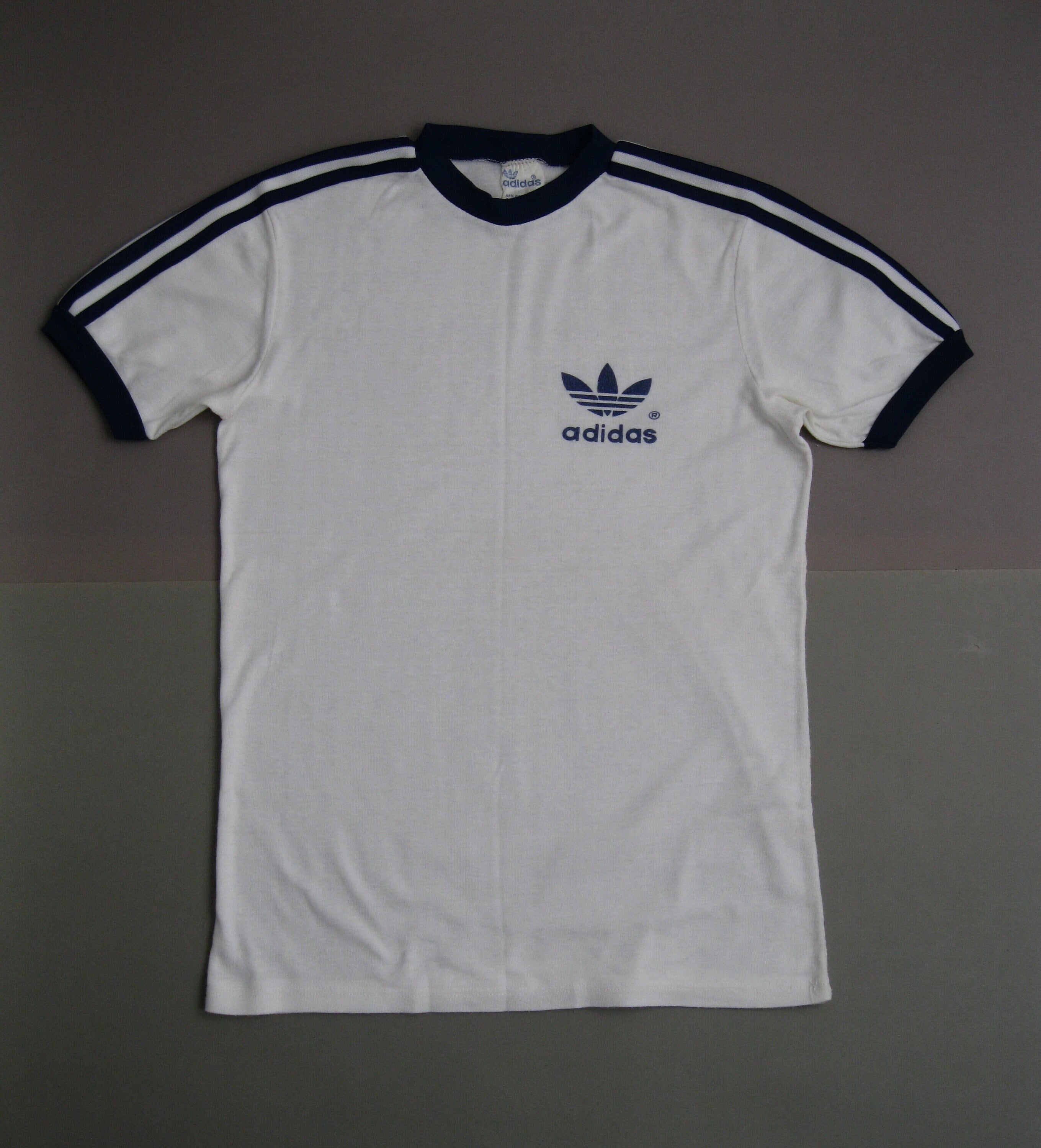 70s Adidas Spell Out Logo Beige t-shirt Small - The Captains Vintage
