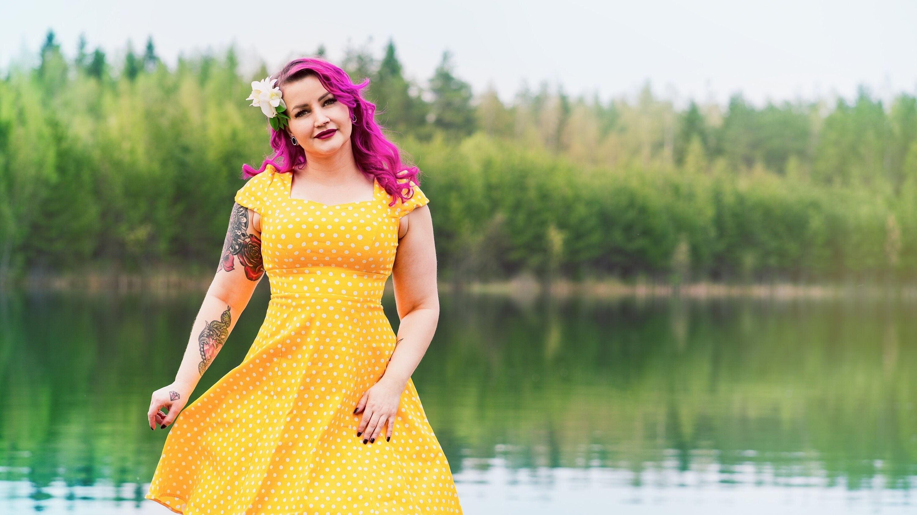 Plus size 50s swing dress uk cheap