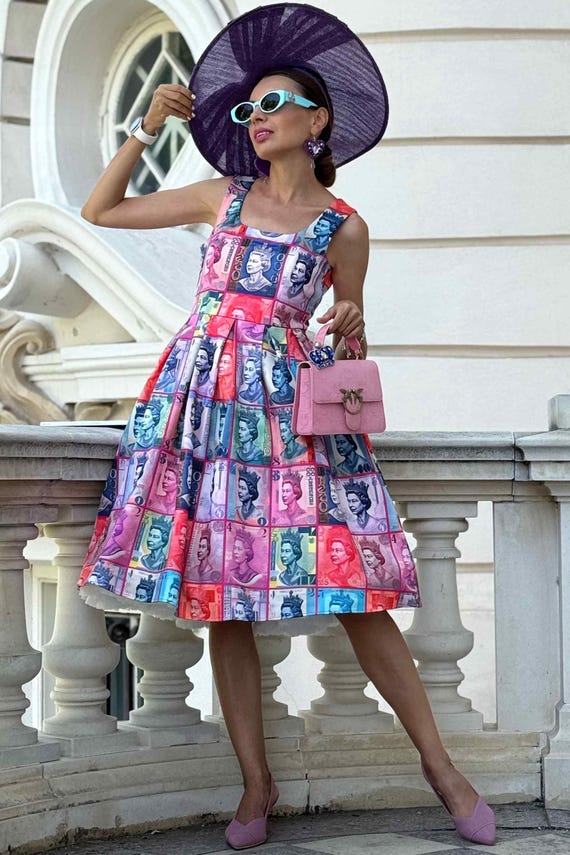 Amanda Queen Elizabeth II Flared Dress - Etsy
