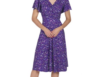 Donna Crossover Bust Purple Dinosaur Fossil Dress