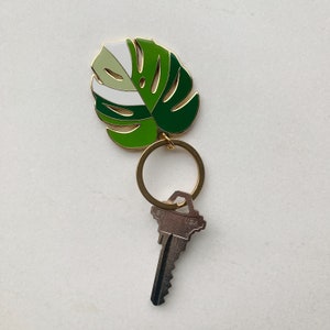 Monstera Leaf Plant Keychain / for Plant Lover / Matching Cute Keychain ...