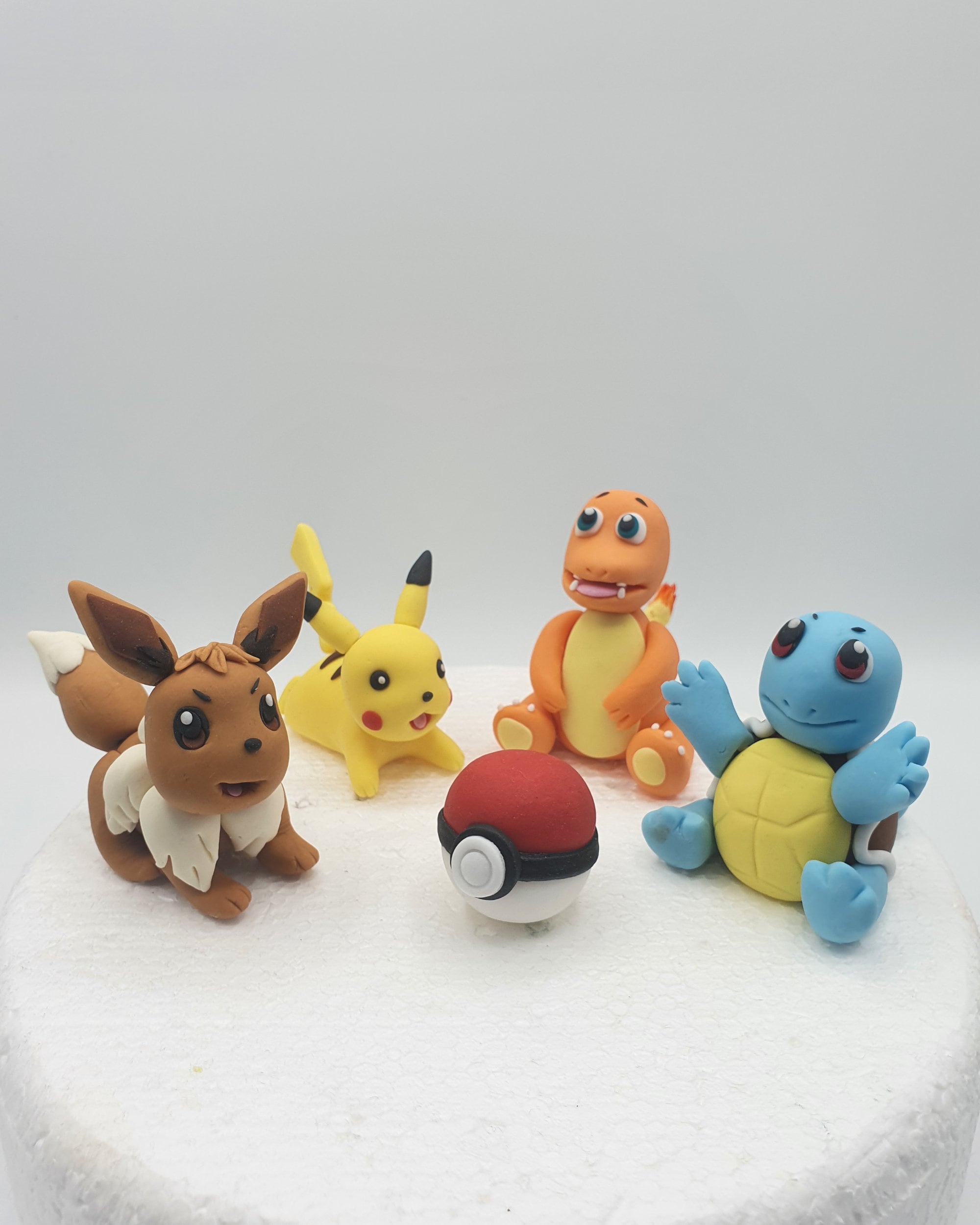 Décorations de gâteau d'anniversaire fondants Pokémon non