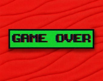 Patch Game Over - Patch Bordado com Falha na Aplicação para Costurar ou Passar a Ferro em Roupas, Videogames, Consoles/Estilo Retrô/Nostalgia dos Anos 90, Patch Vintage