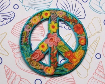 Peace Sign Patch Iron-on/Sew-on Applique for Vest Jacket Clothing Backpack, Flower Child, Daisy, Boho, Hippie Retro Woodstock Music Festival