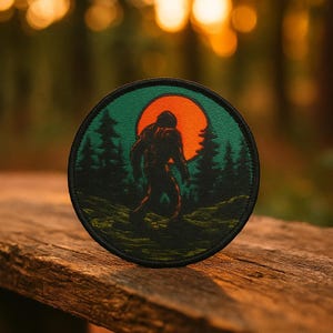 Bigfoot Patch/Iron-on Patch/Paranormal Badge/Cryptid Patch/Sew-On Applique for Clothing, Backpacks, Jacket/Myth & Legends Gifts/Sasquatch