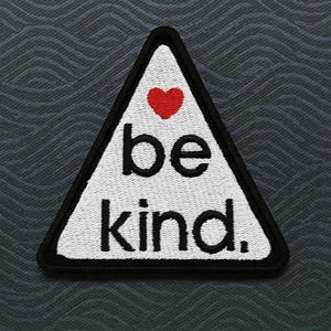 Be Kind Patch/Heart/Iron-On Patch/Embroidered Sew-on Applique for Jacket, Clothing, Backpack/Kindness Gifts/Nostalgic/Retro Vintage Style