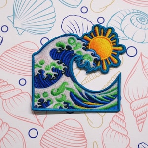 Ocean Waves Patch Iron-On for Backpacks, Jackets & Coastal Apparel, Sea Patch for Beach Bags and Outdoor Gear, for Beach Lovers, Travel Bags