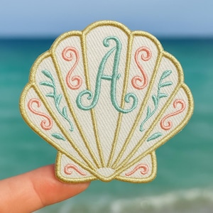 Individuell gestickter Namensaufnäher - Personalisierte Textpatches | Bunter Name Patch Bügelbild oder Aufnäher | Für Kleidung, Uniformen, Taschen | Monogramm